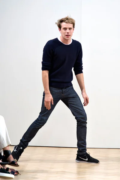 Look 34